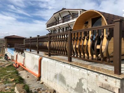 Парапети - NV Wood Centre - Червен бряг